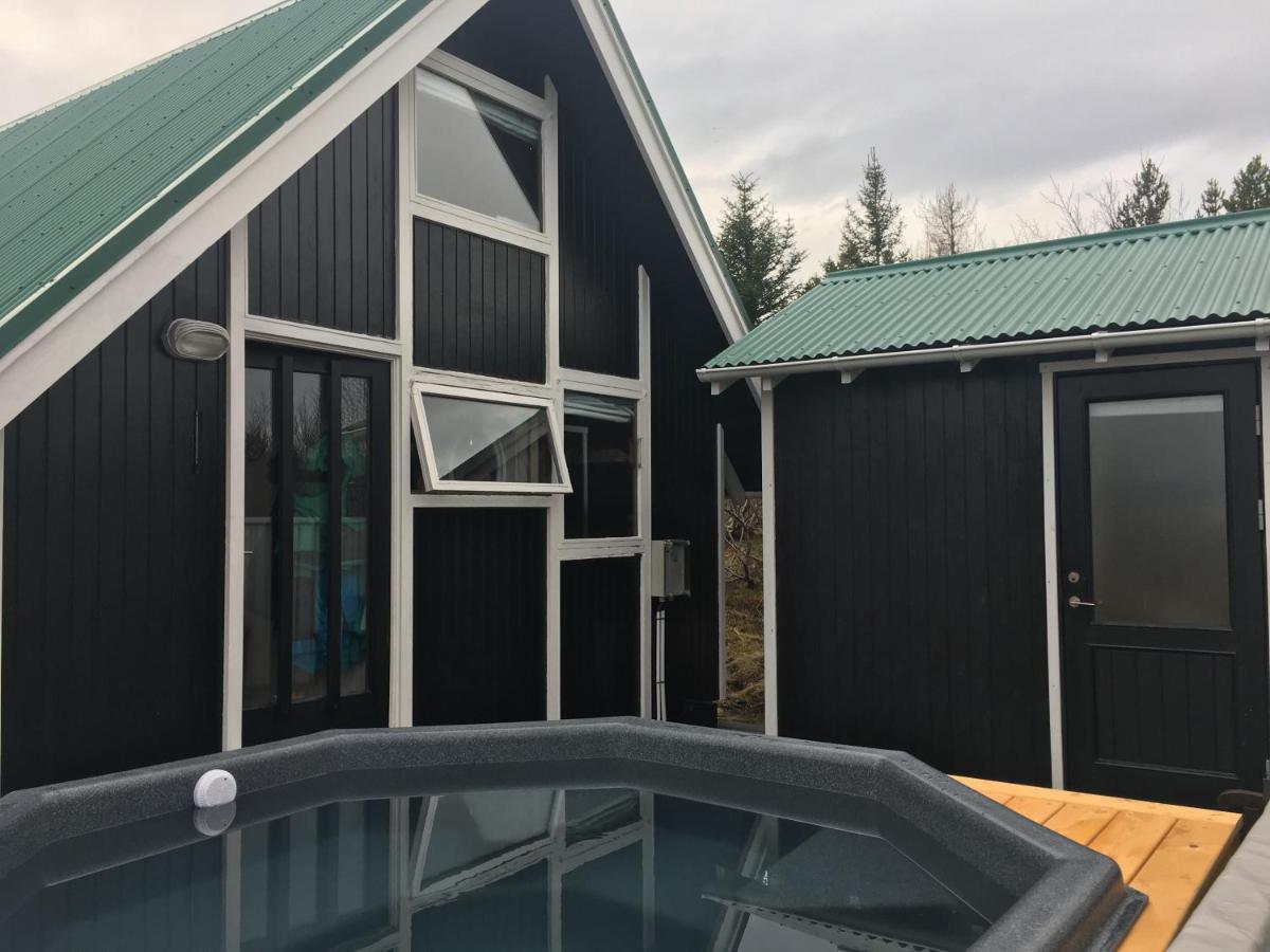 Bjoerk - A Cozy Hilltop Cottage - Great Location! Blaskogabyggd 外观 照片